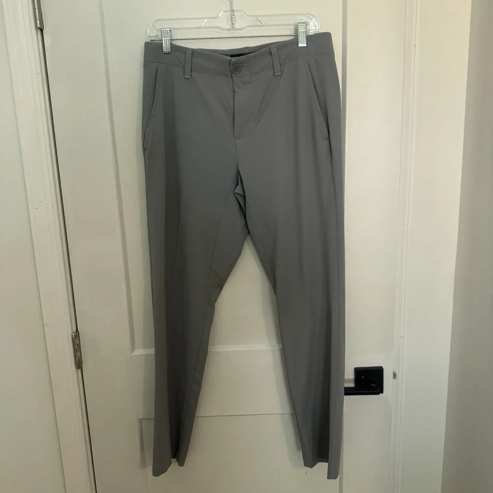 Under Armour Mens Loose Fit Golf Pants Gray‎ Heathered 32x30  Straight Leg